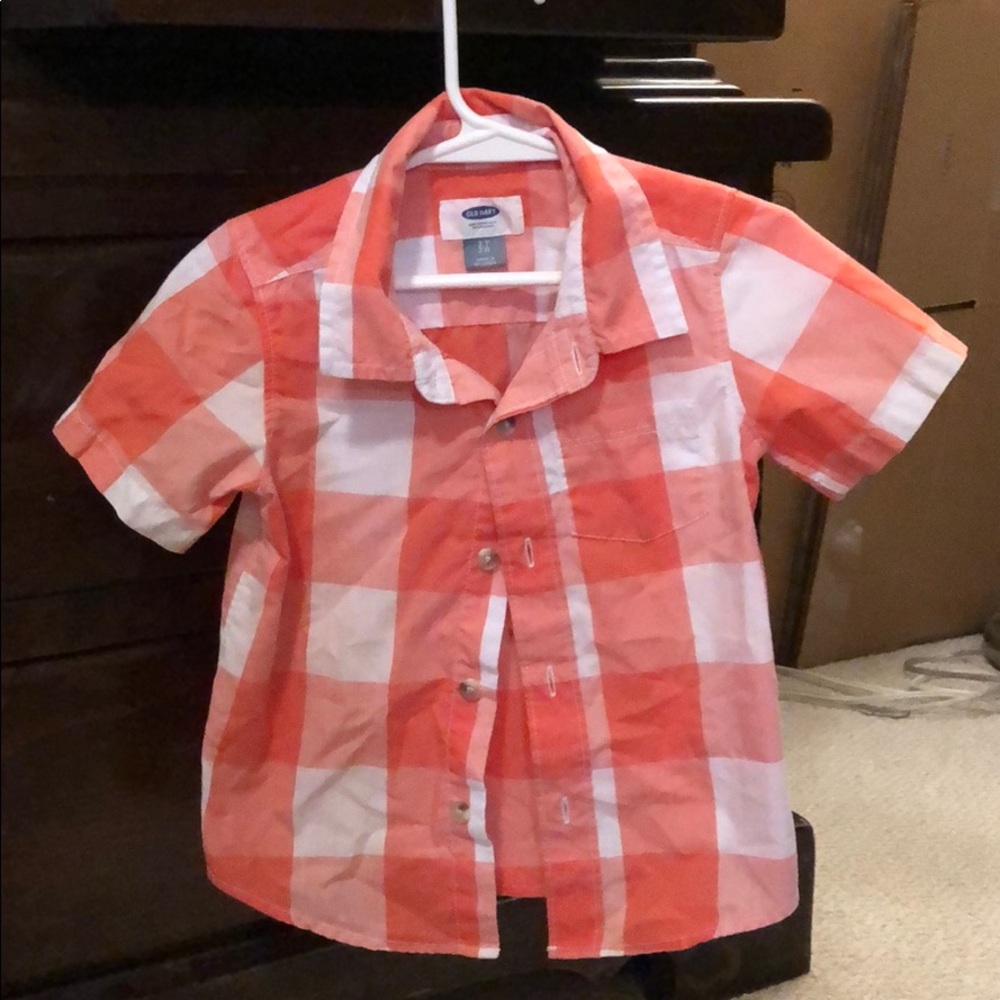 2T button up